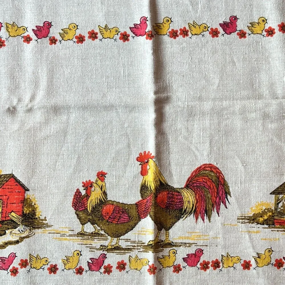 Vintage Farm House Rooster Hens Chickens Tablecloth Rectangular 63
